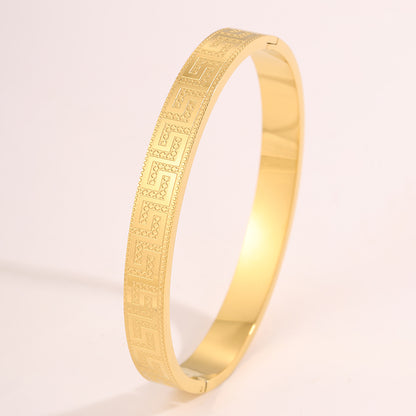 Solid Color Unisex Bangle For Super Bowl Featuring 304 Stainless Steel With 18K Real Gold Plated And Stone-Free Inlay
