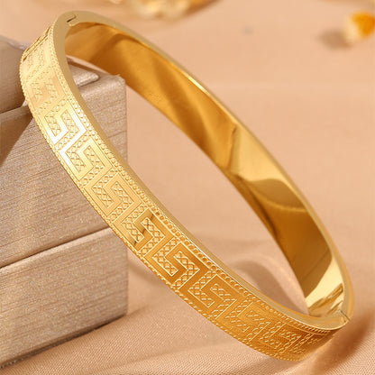 Solid Color Unisex Bangle For Super Bowl Featuring 304 Stainless Steel With 18K Real Gold Plated And Stone-Free Inlay