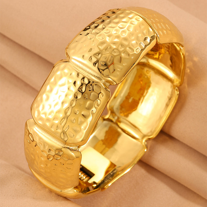 Solid Color Unisex Bangle For Super Bowl Featuring 304 Stainless Steel With 18K Real Gold Plated And Stone-Free Inlay