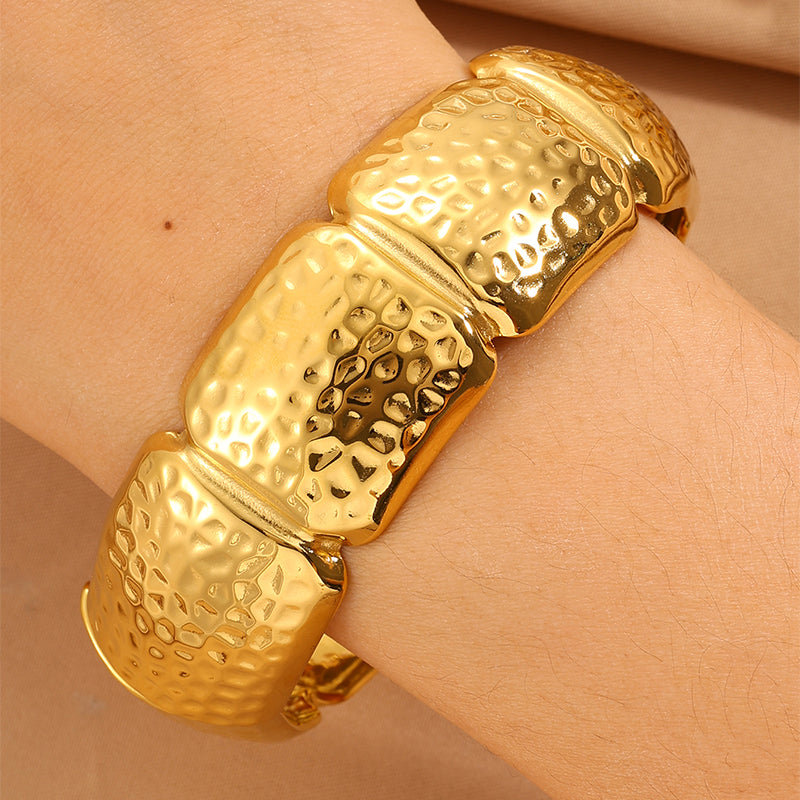 Solid Color Unisex Bangle For Super Bowl Featuring 304 Stainless Steel With 18K Real Gold Plated And Stone-Free Inlay
