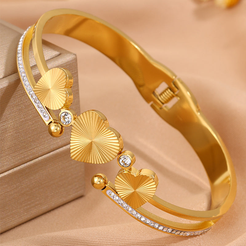 Heart Shape New Year Bangle For Unisex Featuring 304 Stainless Steel With 18K Real Gold Plated And Rhinestones Inlay