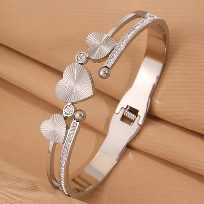 Heart Shape New Year Bangle For Unisex Featuring 304 Stainless Steel With 18K Real Gold Plated And Rhinestones Inlay