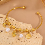 Gold Elastic Conch Pearl Bracelet
