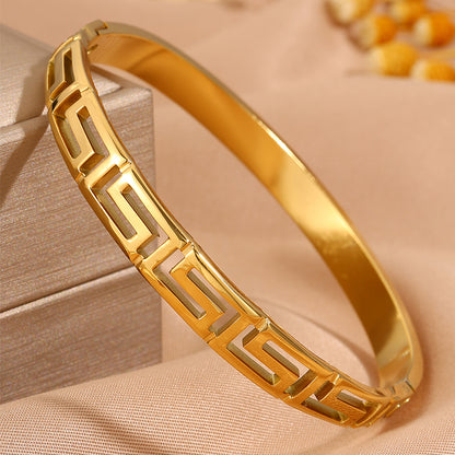 Solid Color Unisex Bangle For Super Bowl Featuring 304 Stainless Steel With 18K Real Gold Plated Finish And Stone-Free Inlay