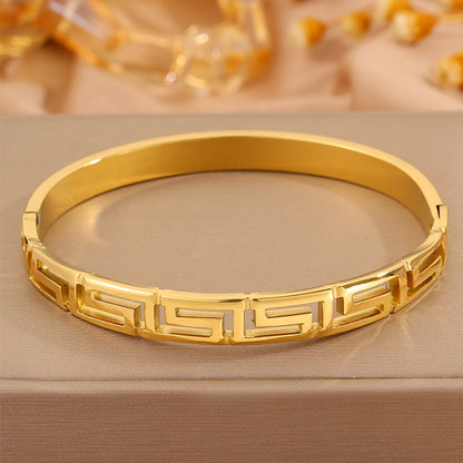 Solid Color Unisex Bangle For Super Bowl Featuring 304 Stainless Steel With 18K Real Gold Plated Finish And Stone-Free Inlay