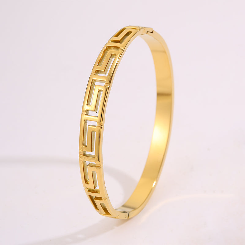 Solid Color Unisex Bangle For Super Bowl Featuring 304 Stainless Steel With 18K Real Gold Plated Finish And Stone-Free Inlay