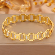 Hollow Circle Nine Diamond Bracelet