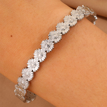 Solid Color British Style Bangle For New Year, Made Of 304 Stainless Steel With 18K Real Gold Plating, Stone-Free Design