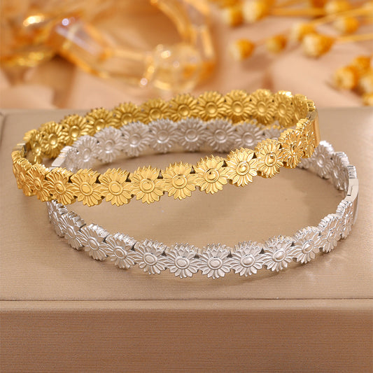 Solid Color British Style Bangle For New Year, Made Of 304 Stainless Steel With 18K Real Gold Plating, Stone-Free Design