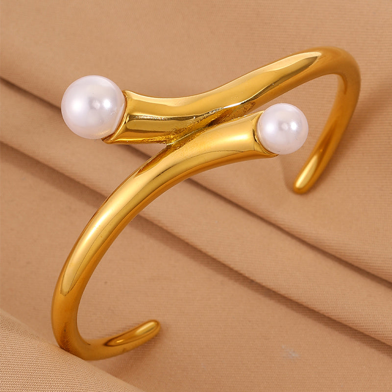 Solid Color Unisex Bangle For New Year, Made Of 304 Stainless Steel With 18K Real Gold Plated And Imitation Pearl Inlay