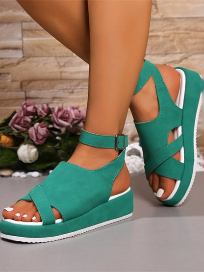 Buckle Round-Toe Sandals
