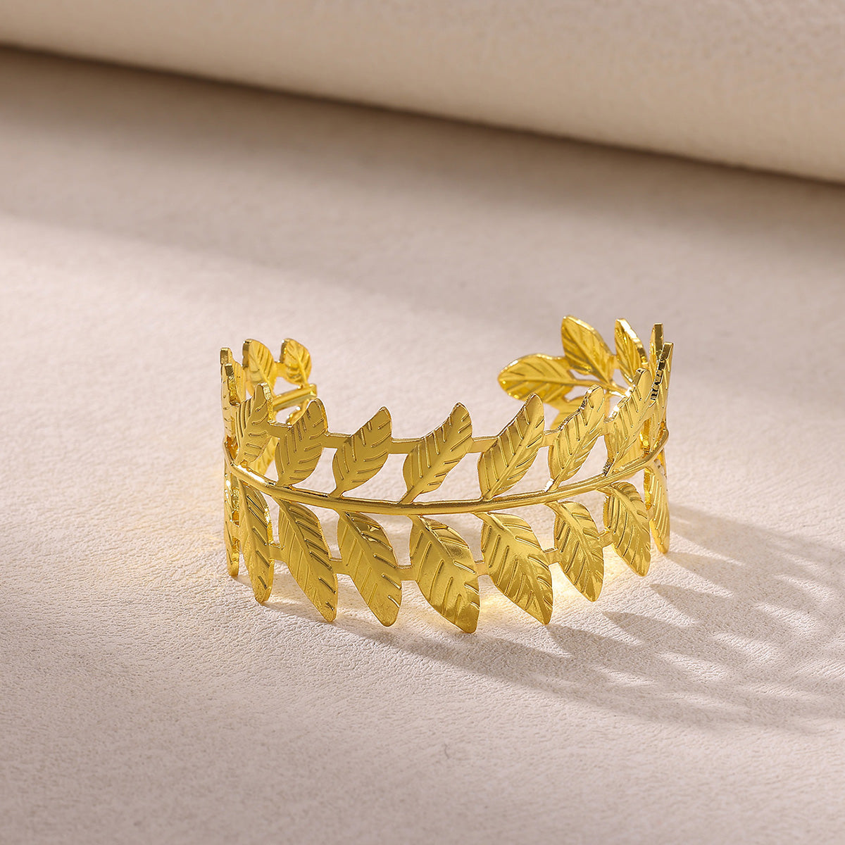 Vintage Style Leaf For Women Weekend Earrings In Iron With 18K Real Gold Plated Waterproof Non Tarnish Craft