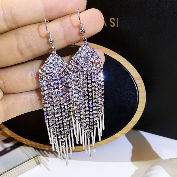 Asymmetrical Exaggerated Tassel Earrings For Women In Golden Metal With Zircon Inlay