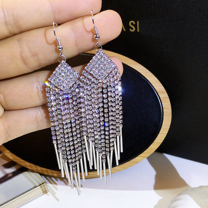 Asymmetrical Exaggerated Tassel Earrings For Women In Golden Metal With Zircon Inlay