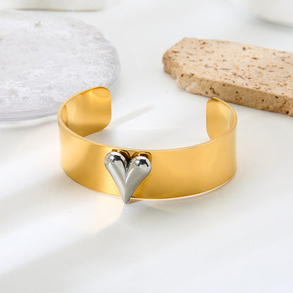 Heart Shape Three-dimensional Bangle For Women Featuring 18K Real Gold Plated Electroplated Finish In Golden