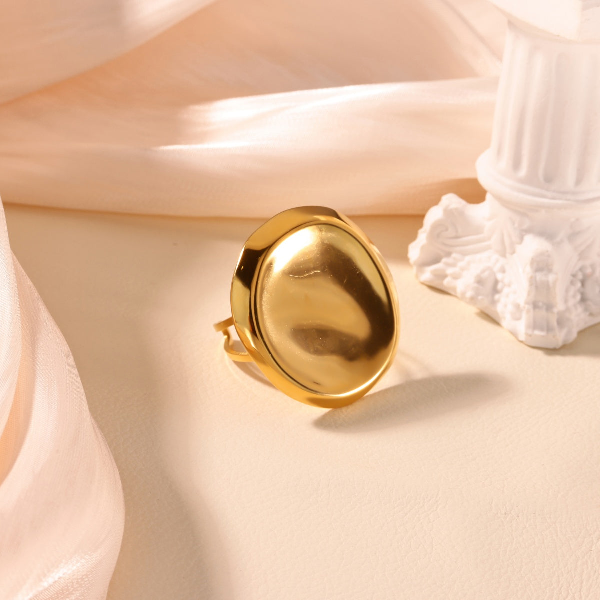 Heart Shape Basic Ring For Women In 304 Stainless Steel With 18K Real Gold Plated Finish, Perfect For Valentine's Day