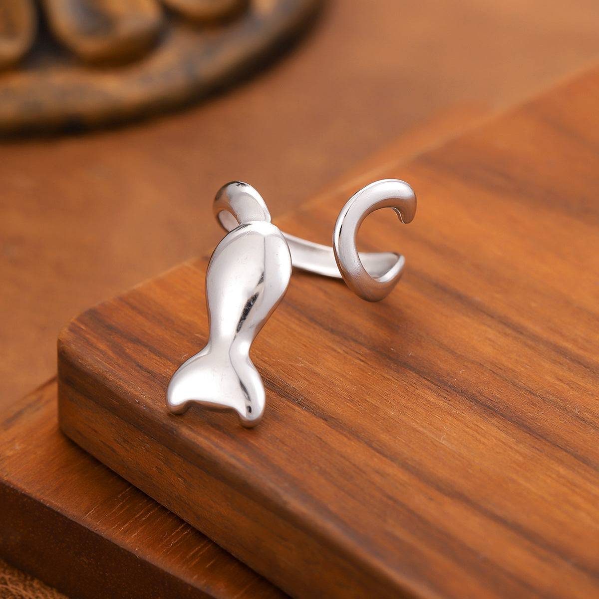 For Rings Made Of Durable 304 Stainless Steel Featuring Elegant Golden Finish