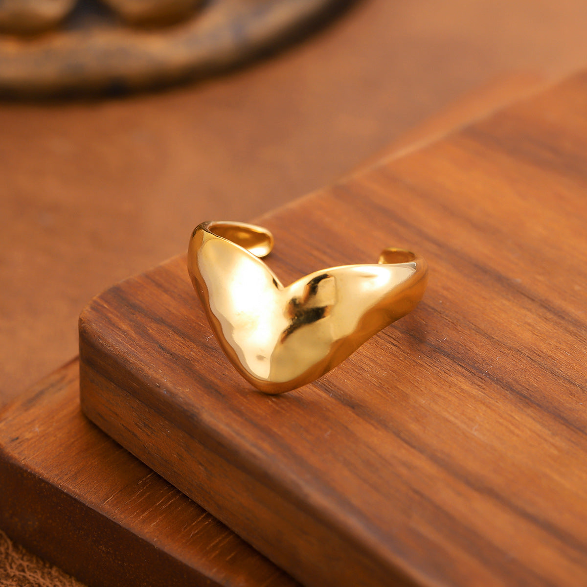 For Rings Made Of Durable 304 Stainless Steel Featuring Elegant Golden Finish