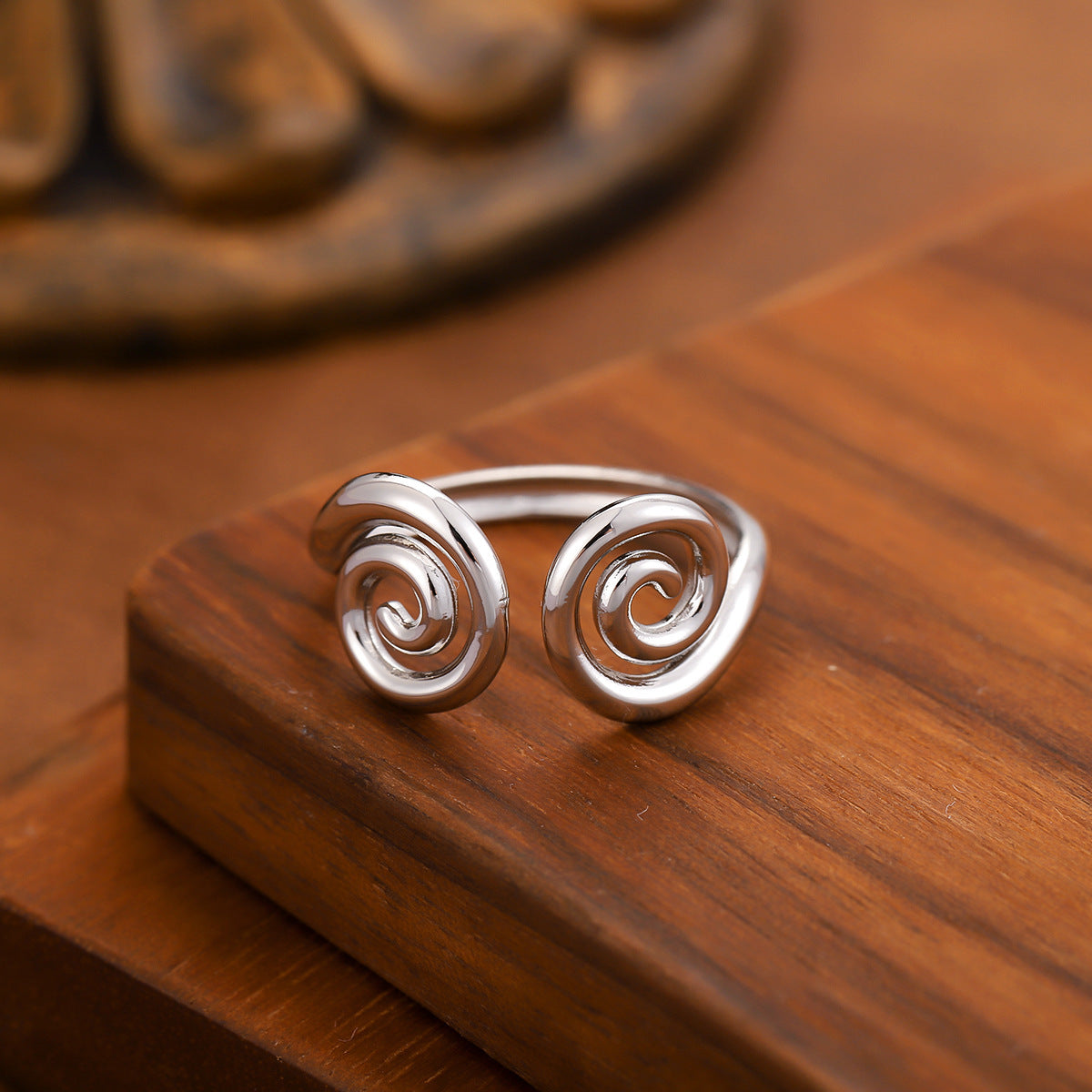 For Rings Made Of Durable 304 Stainless Steel Featuring Elegant Golden Finish