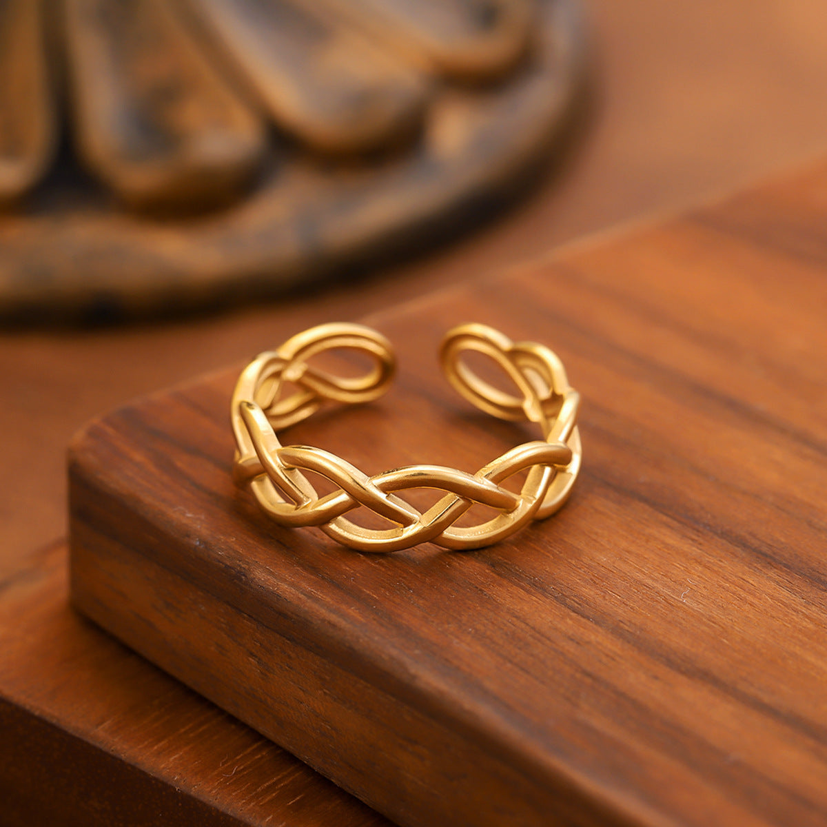 For Rings Made Of Durable 304 Stainless Steel Featuring Elegant Golden Finish