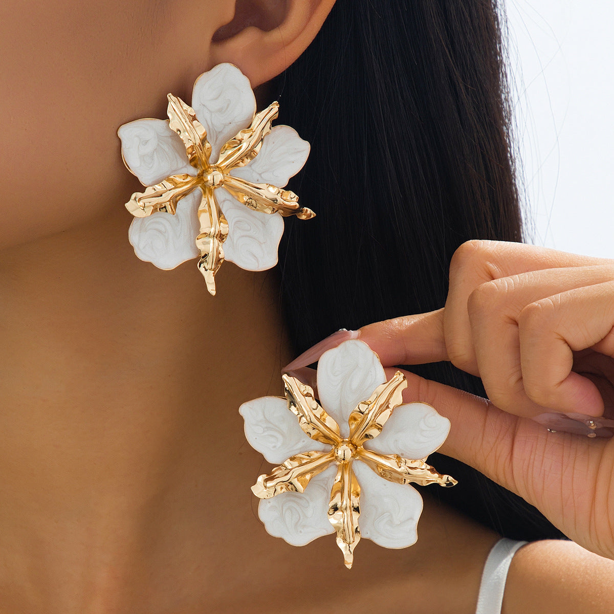 Petal Stud Earrings For Women In Rose Red Featuring Stoving Varnish With Pastoral Style