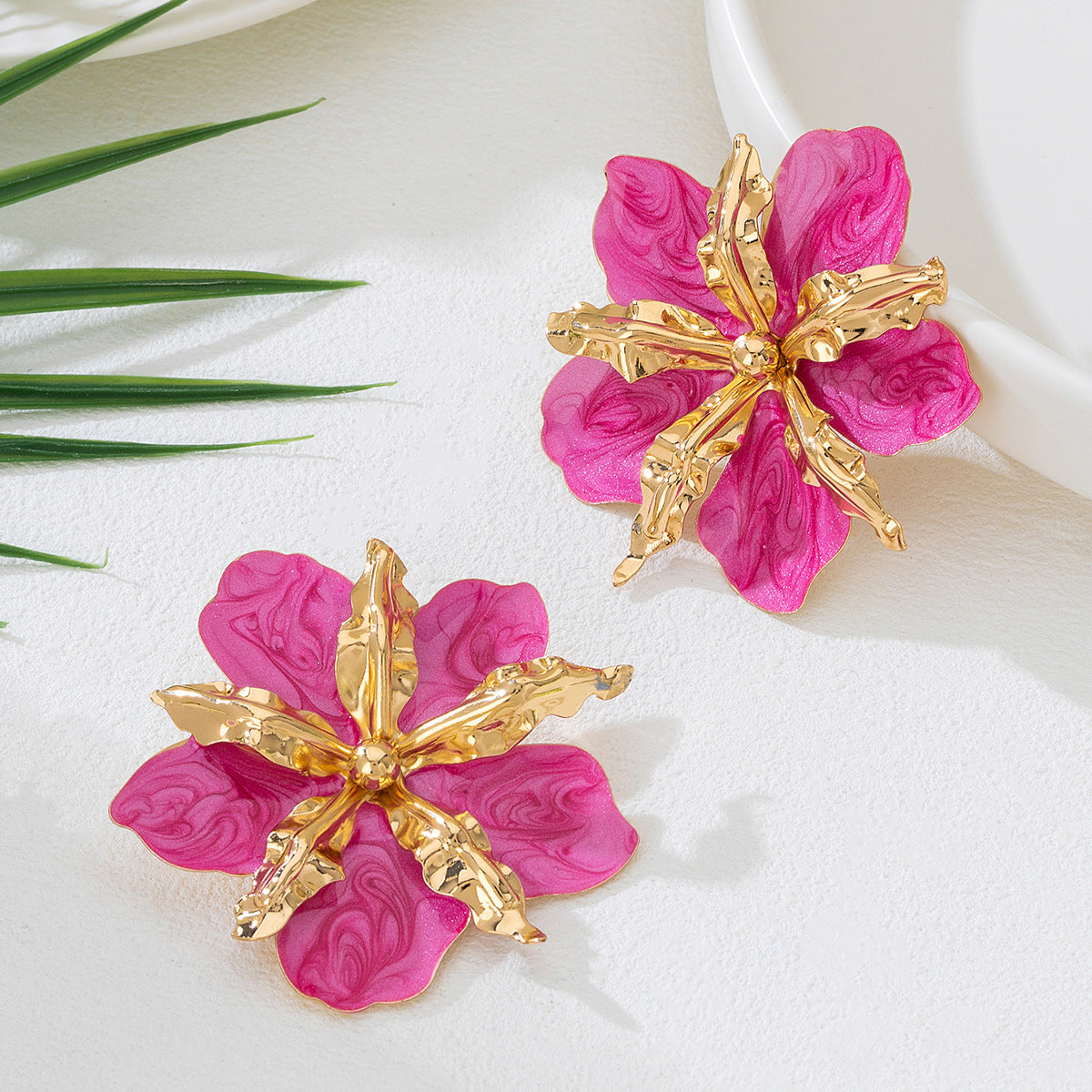 Petal Stud Earrings For Women In Rose Red Featuring Stoving Varnish With Pastoral Style