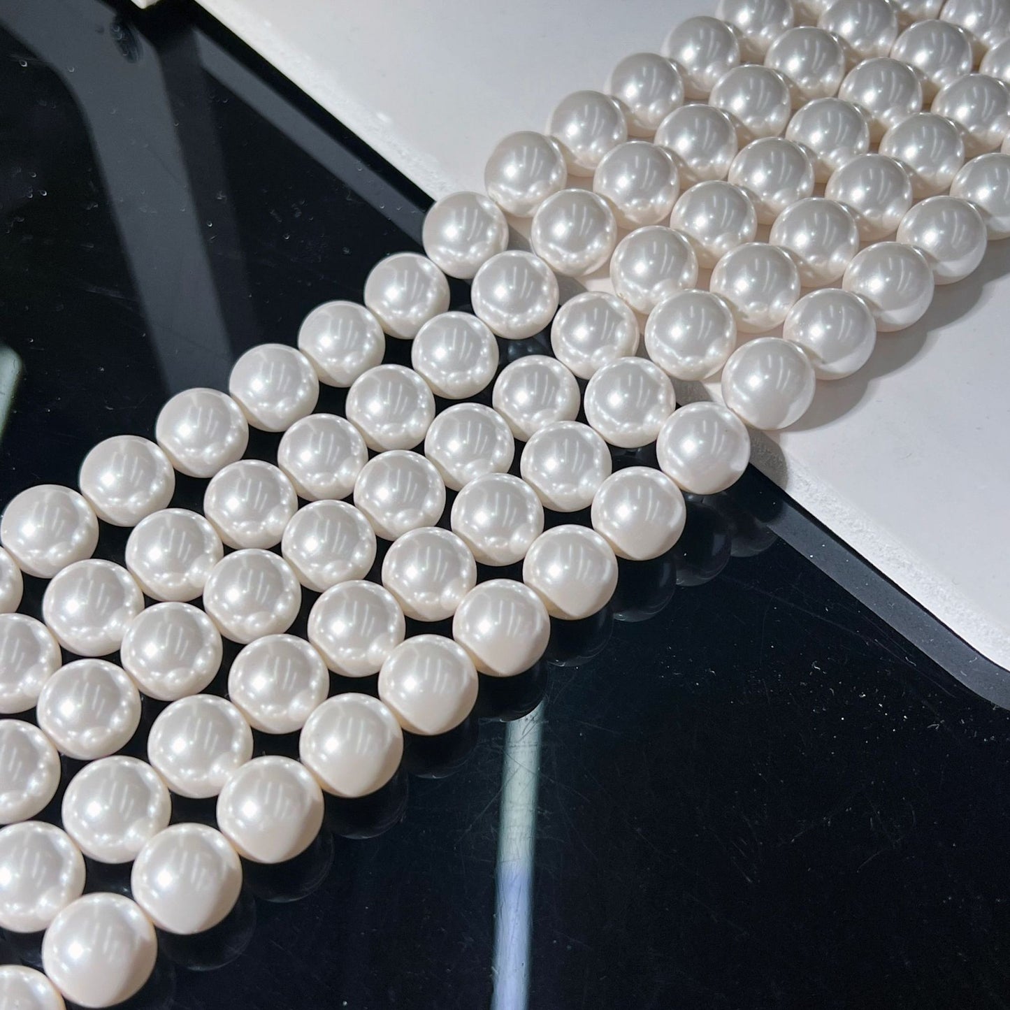 Elegant Jewelry Accessories Featuring High-Quality Imitation Pearl Material For Stylish Looks