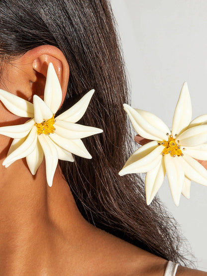 Flower Shape Drop Earrings