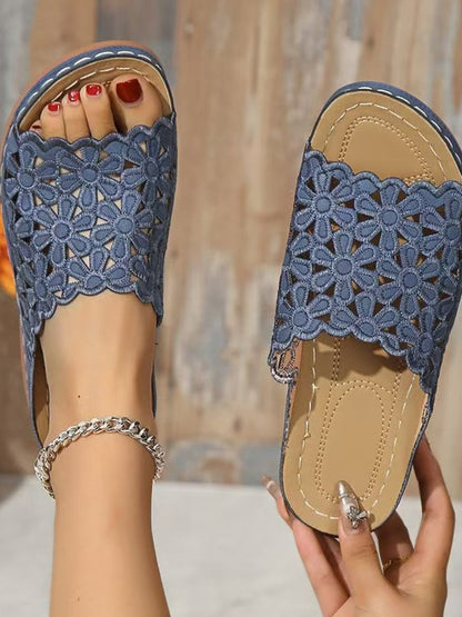 Round-Toe Hollow Slippers