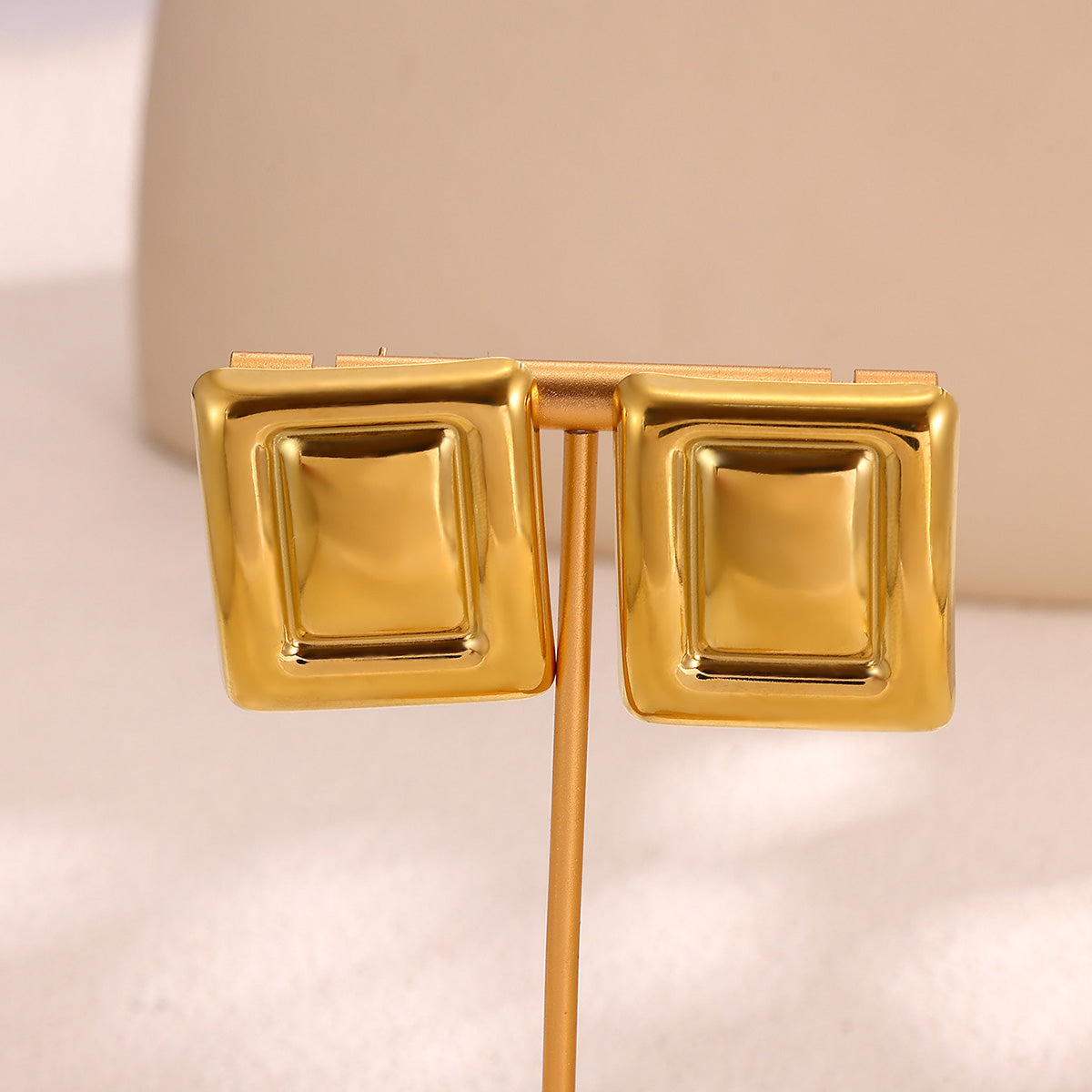 Flowers Stud Earrings For Women Featuring Waterproof Non Tarnish 304 Stainless Steel With 18K Real Gold PVD Coated Plating