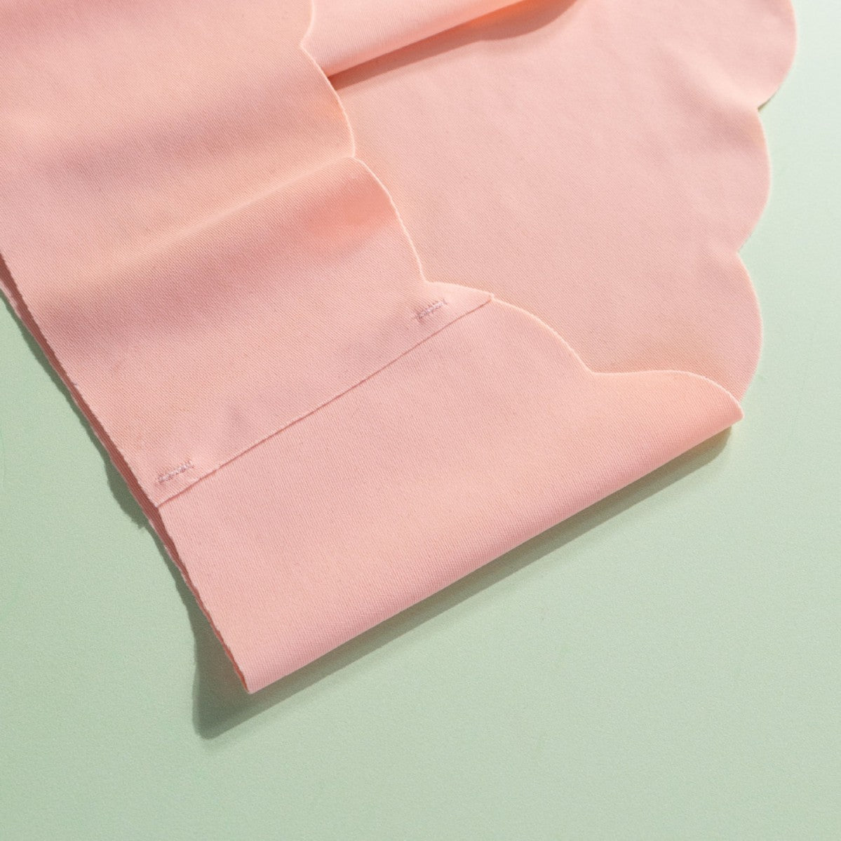 Solid Color Seamless Low Waist Briefs For Women In Nylon Fabric Suitable For All Seasons