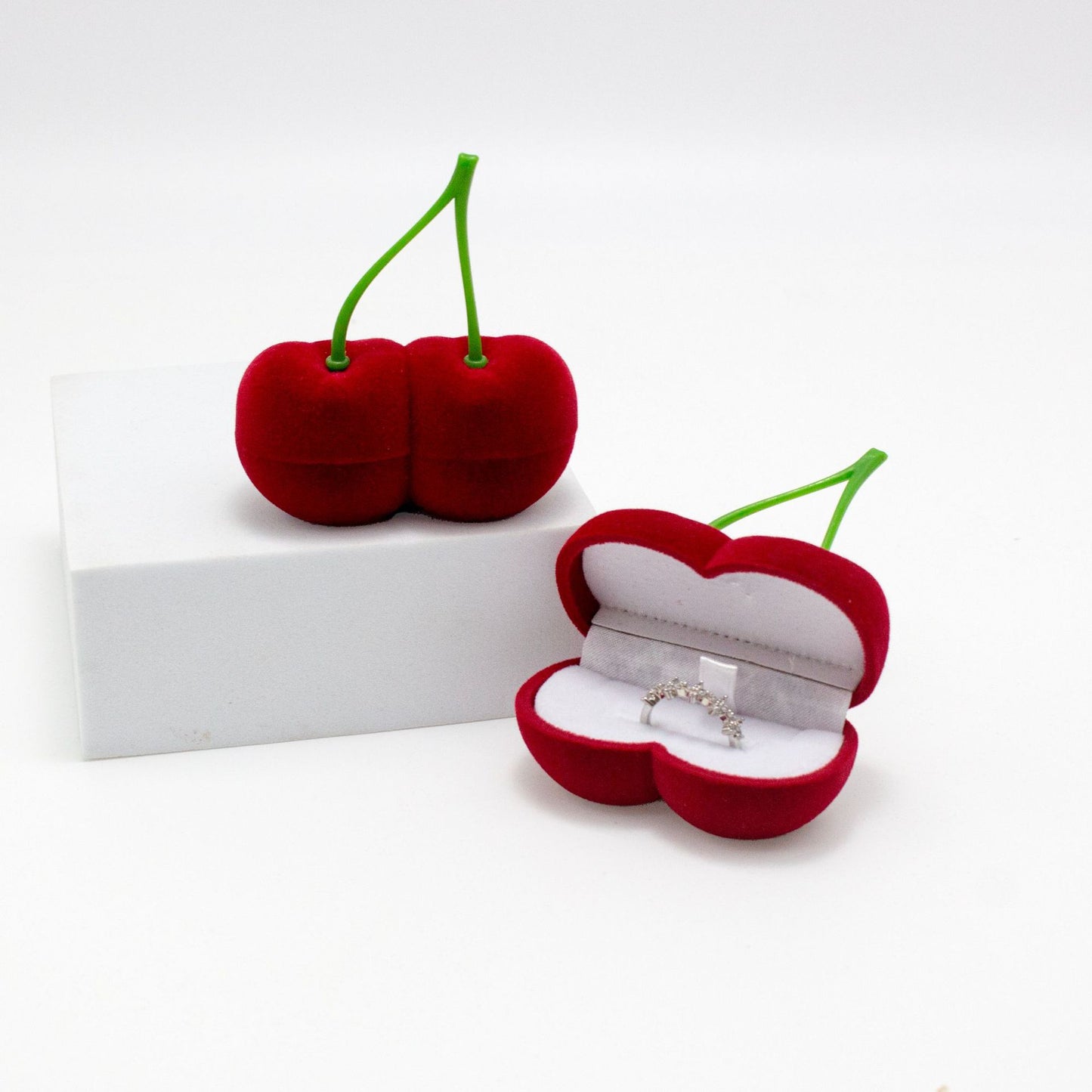 1 Piece Red Flannel Ring Box For Jewelry Packaging