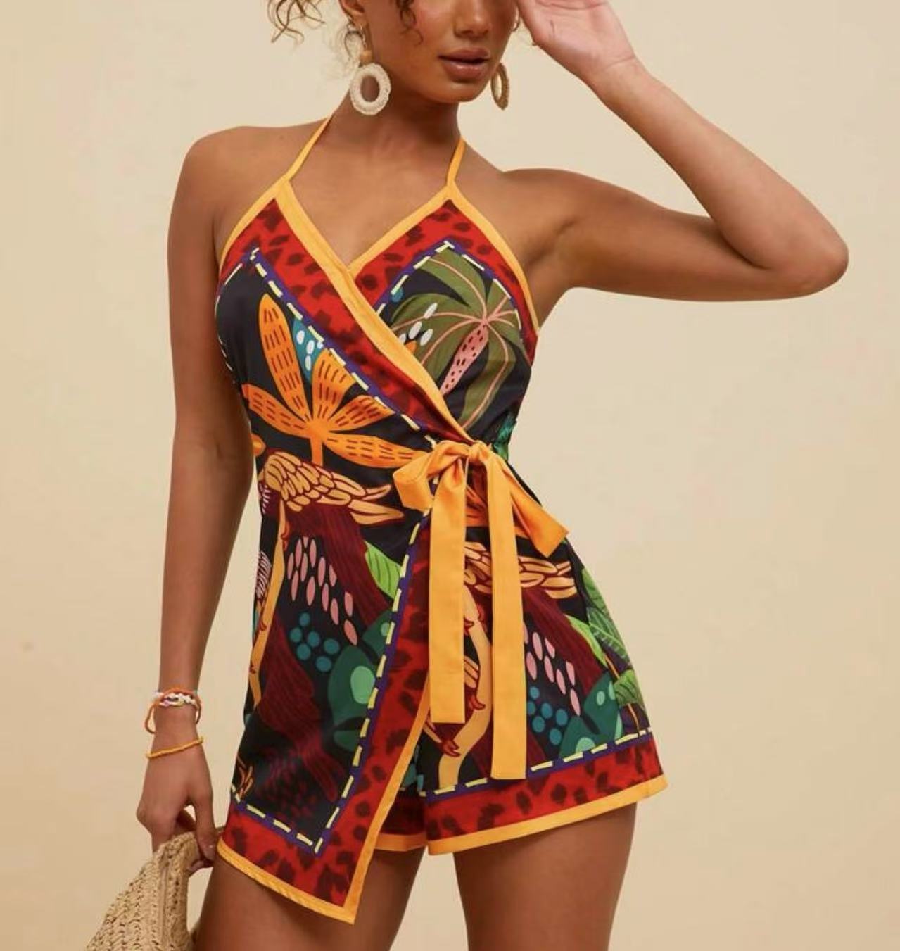 Simple Style Women's Floral Romper Shorts For Daily Wear, Made With Polyester Fabric Featuring Printing Craft
