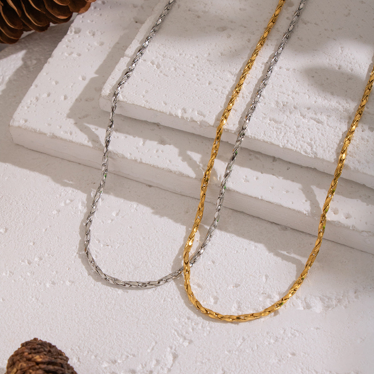 Summer Ling Simple Stainless Steel Snake Bone Chain Necklace Vacuum Electroplated 18K Gold Titanium Steel Pendant Women's Jewelry
