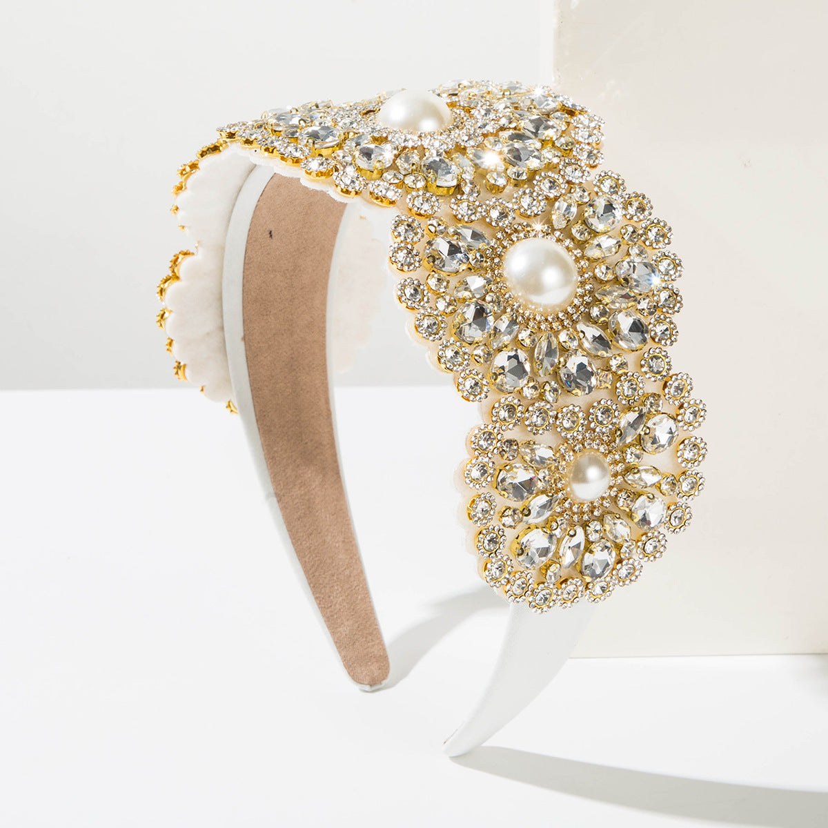 Vintage Baroque Wide Pearl Headband For Women, Floral Embroidered Hair Accessory For Prom Party