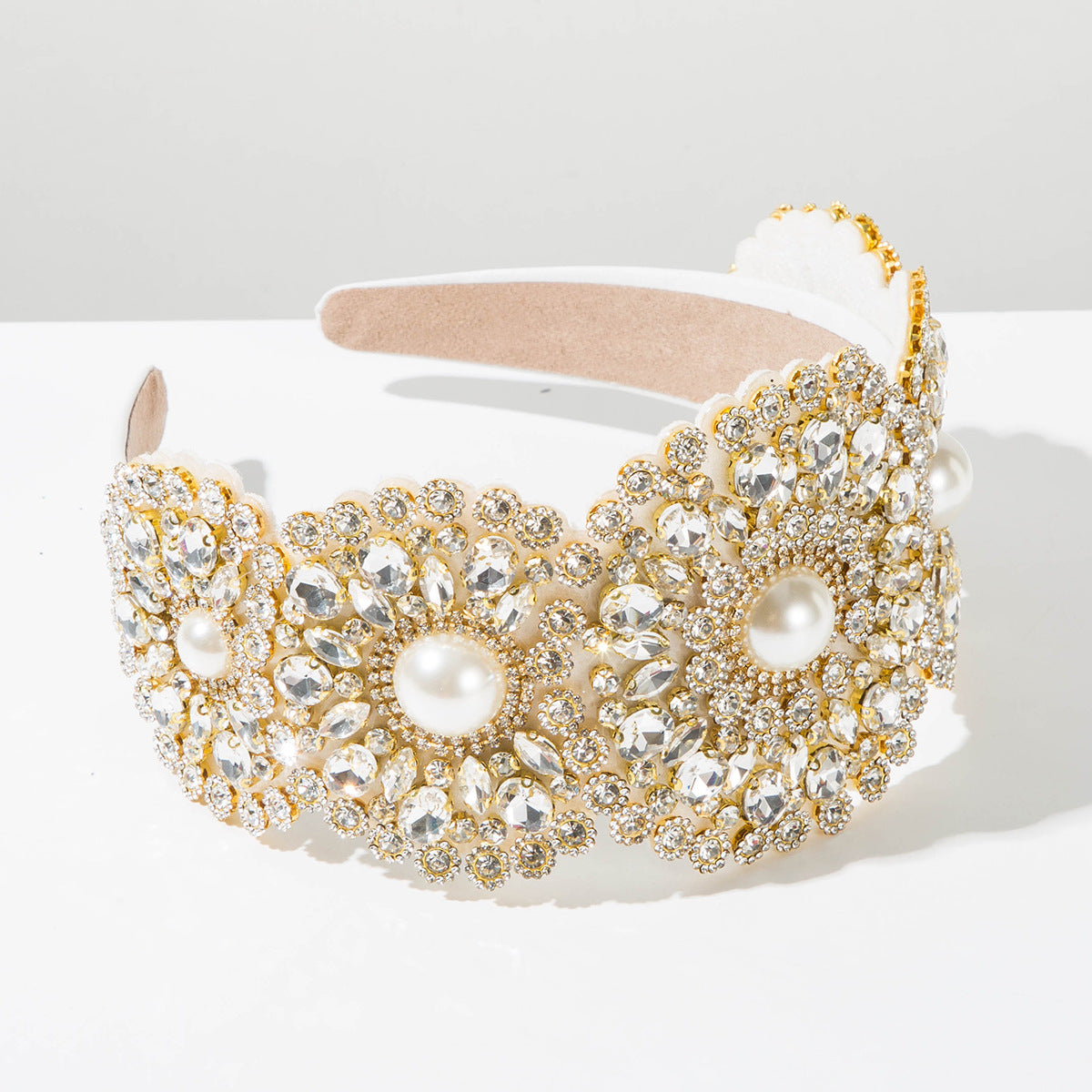 Vintage Baroque Wide Pearl Headband For Women, Floral Embroidered Hair Accessory For Prom Party