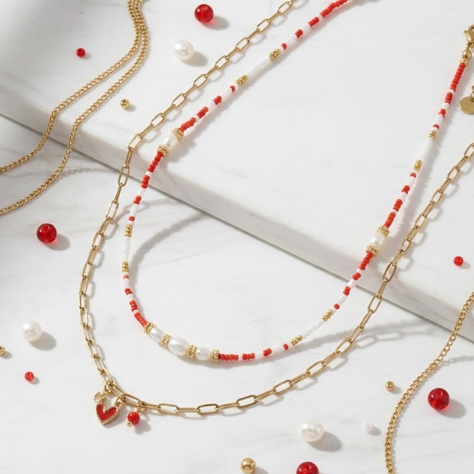 Two-Layer Red Beads Pearl Metal Chain Necklace For Women Convenient Clasp Design Heart Pendant Jewelry Accessories