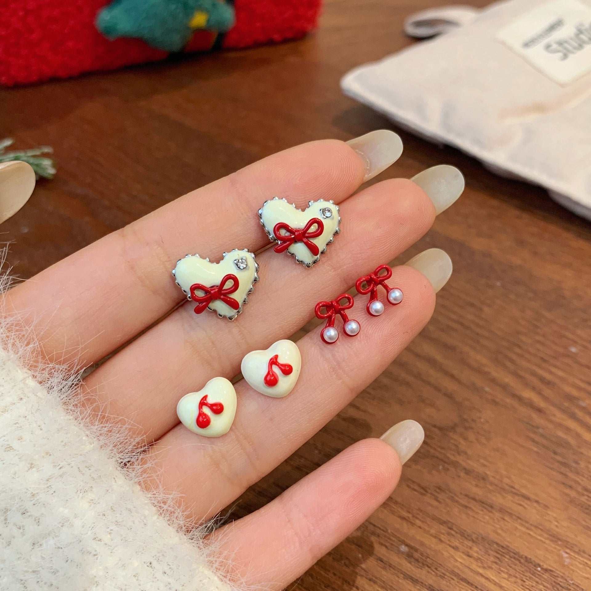 Silver Heart-shaped Bowknot Earring Set For Women Simple Jewelry Accessories