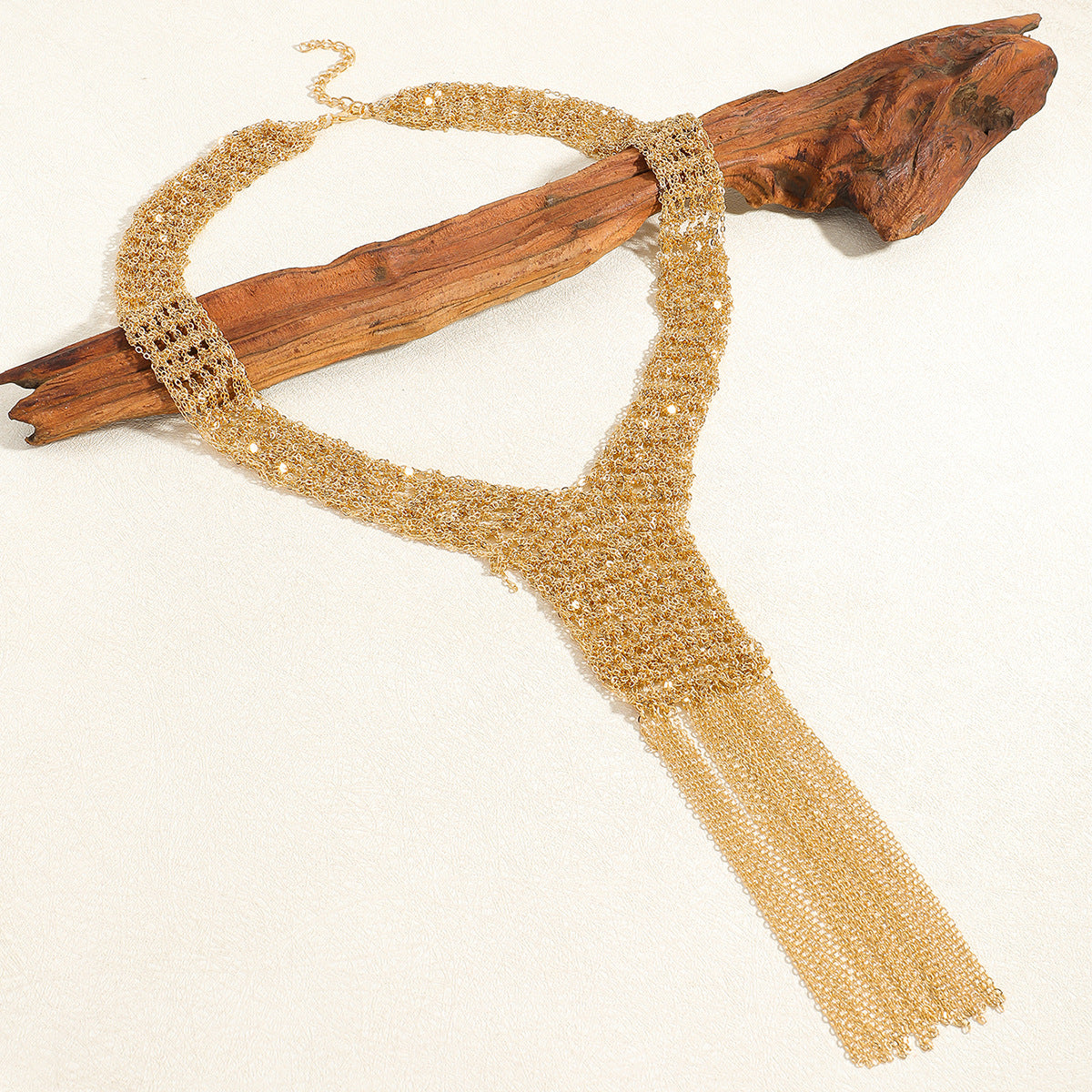Handwoven Sweater Chain Daily Party Long Necklace Geometric Alloy Pendant Women's Vintage Luxury Tassel Necklace