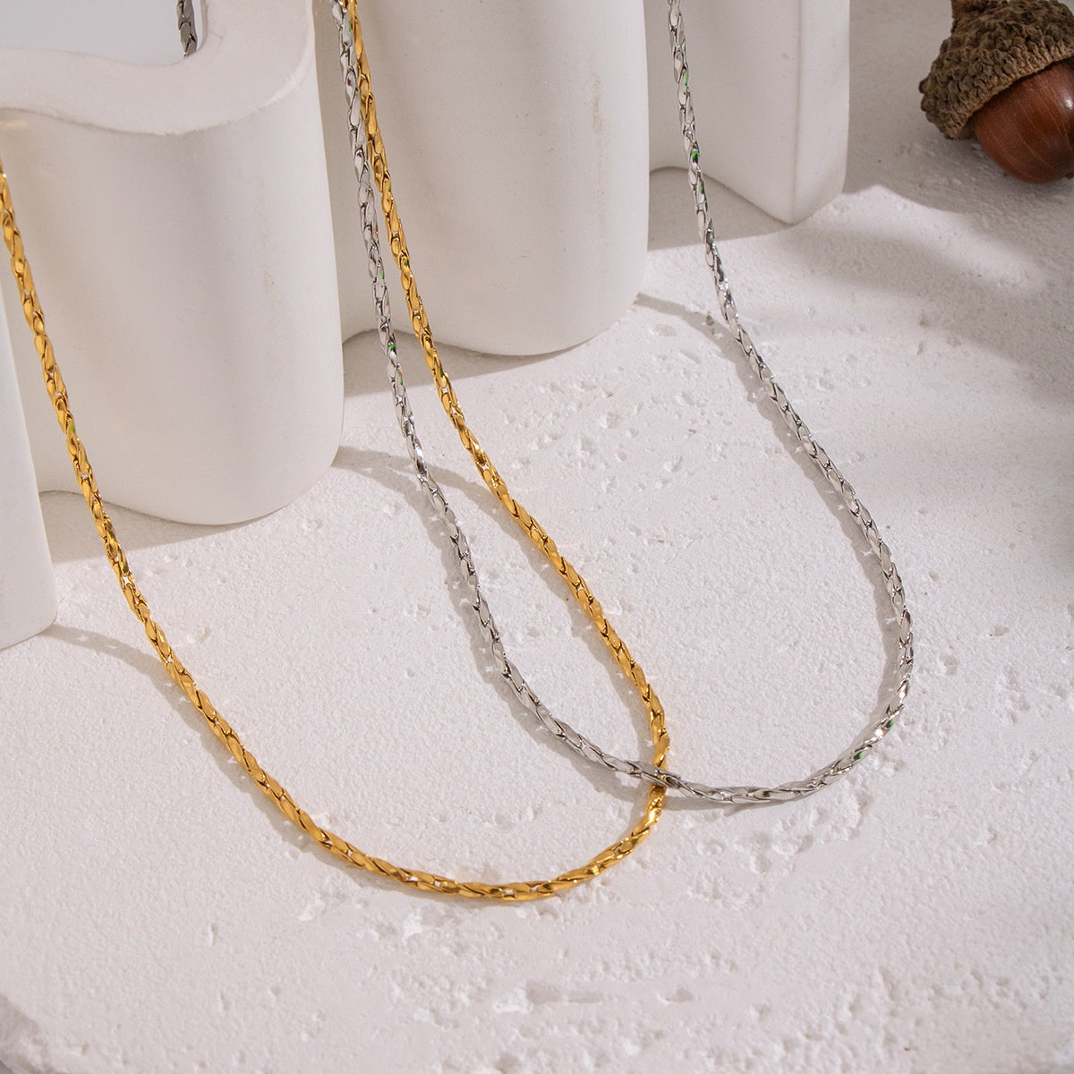 Summer Ling Simple Stainless Steel Snake Bone Chain Necklace Vacuum Electroplated 18K Gold Titanium Steel Pendant Women's Jewelry
