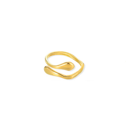 Vintage Style Women’s Ring Featuring Lines Pattern With 18K Real Gold Plated Finish In Golden