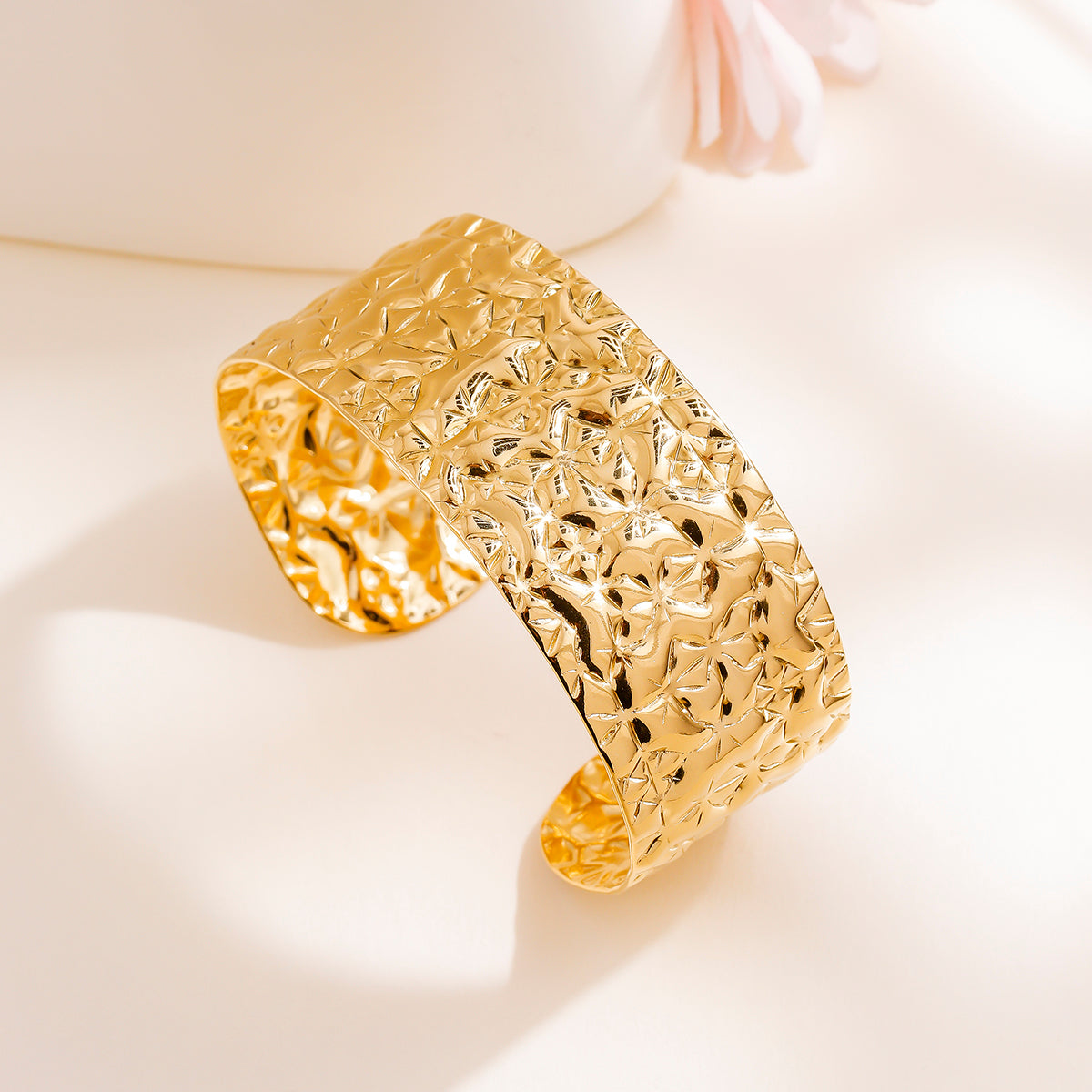 Geometric Bangle For Women Made Of 304 Stainless Steel Featuring Electroplated 18K Real Gold Plated And Zircon Inlay