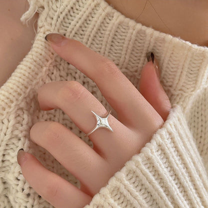 Rhombus Pattern Alloy Ring With Brushed Finish In Silver, 1 Piece