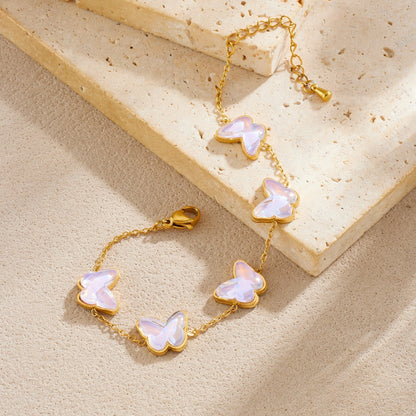 Pink Jewelry Set Featuring Elegant Butterfly Pattern For Stylish Wear