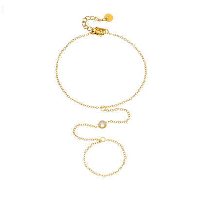 New Style Round Pattern Bracelet In Golden Color, Elegant And Stylish Accessory For Everyday Wear