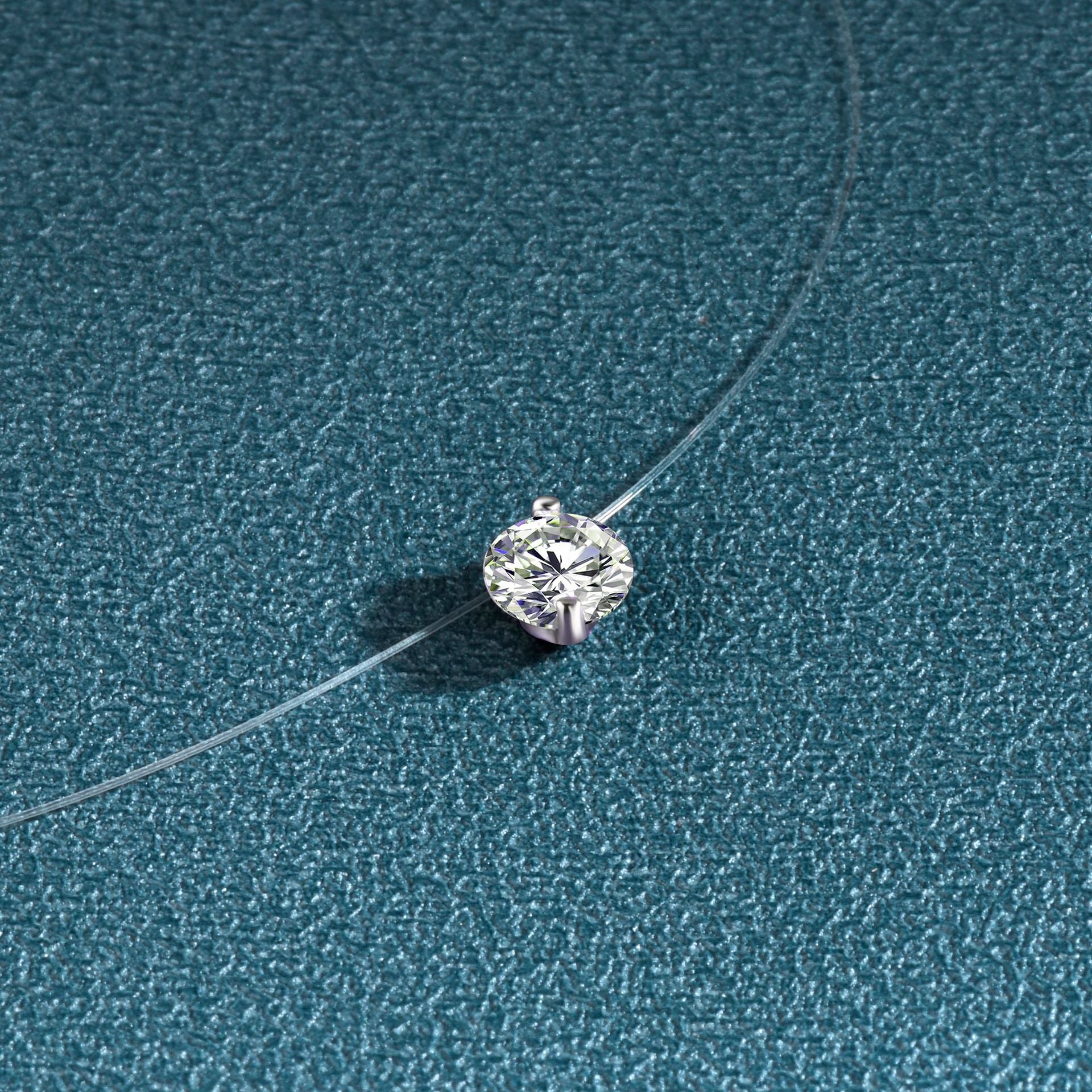 925 Sterling Silver Silver Piece Necklace Moissanite Mermaid Tears Invisible Fish Line Simple Pendant Clavicle Chain Jewelry