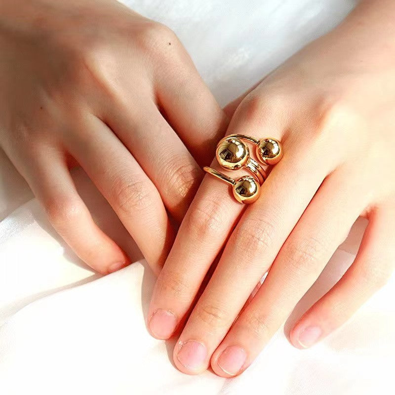 New Style Round Open Rings For Women In Gold Metal Adjustable Design