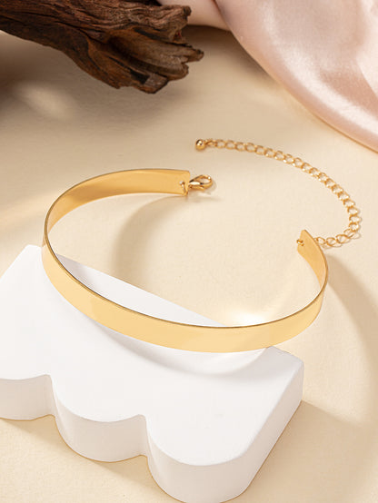 Gold Zinc Alloy Punk Choker For Hip-Hop Style Featuring Exaggerated Design