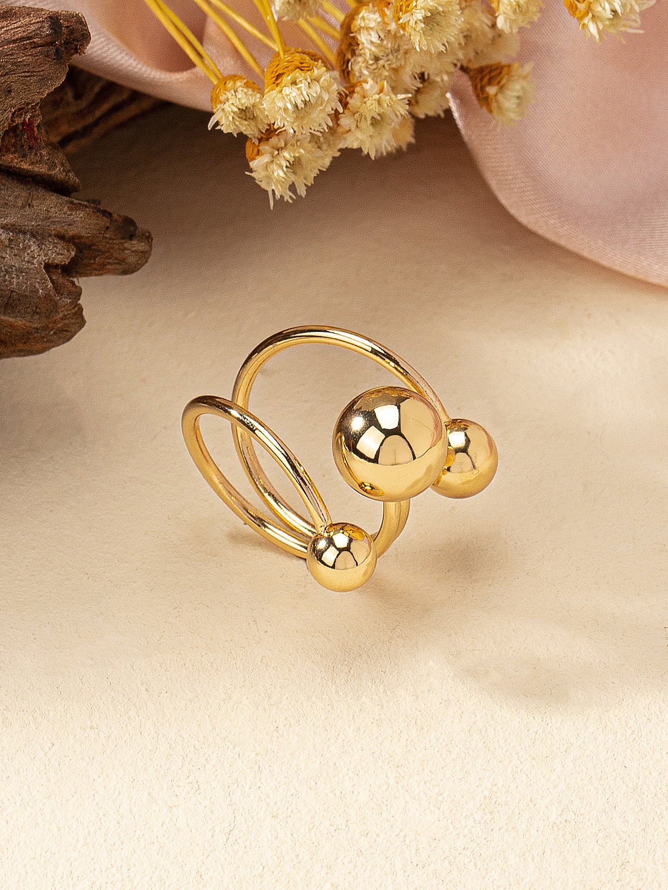 New Style Round Open Rings For Women In Gold Metal Adjustable Design