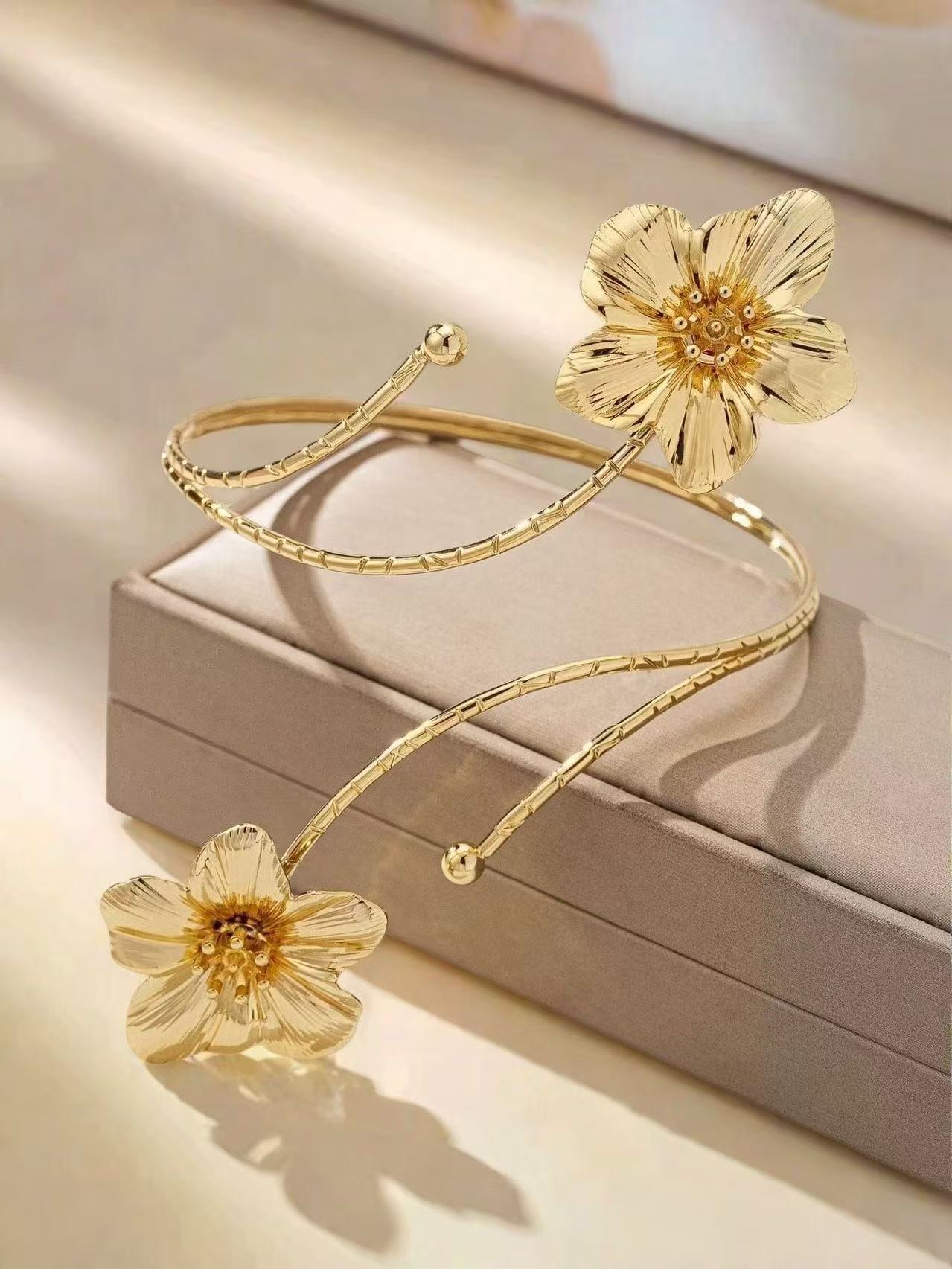 Flower Pattern Metal Arm Cuff Featuring Enamel Craft In Gold And Sky Blue Colors For Stylish Wear